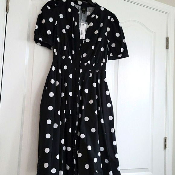 Dress - Picture 1 of 3